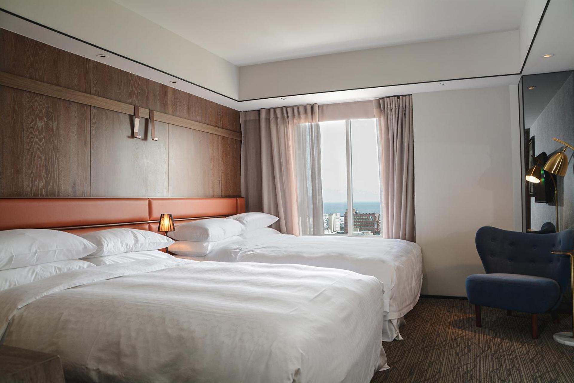 Sheraton Taitung Hotel Kültér fotó A room at the hotel