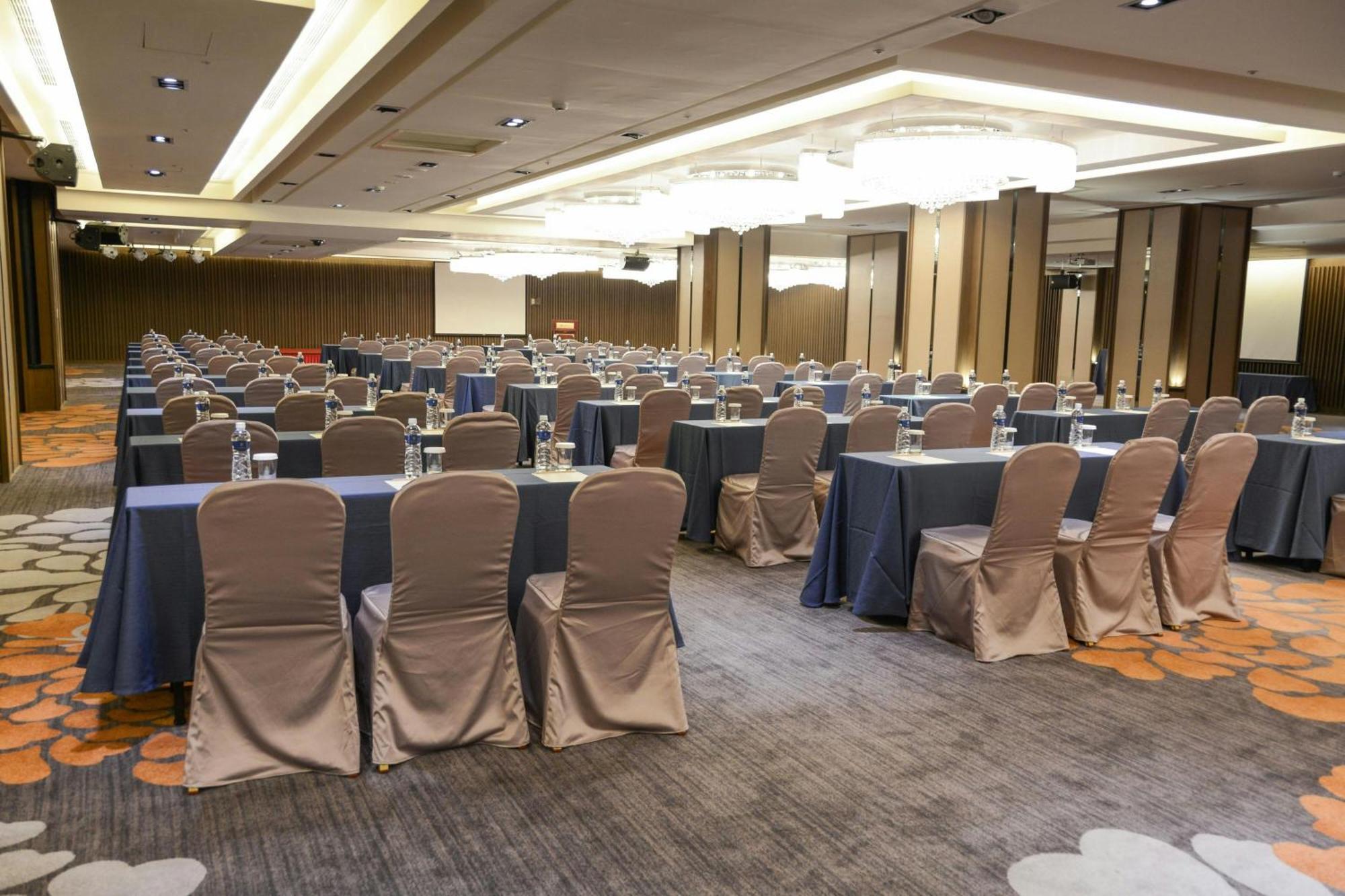 Sheraton Taitung Hotel Kültér fotó The 10th Asian Conference on Tobacco Control, 2019